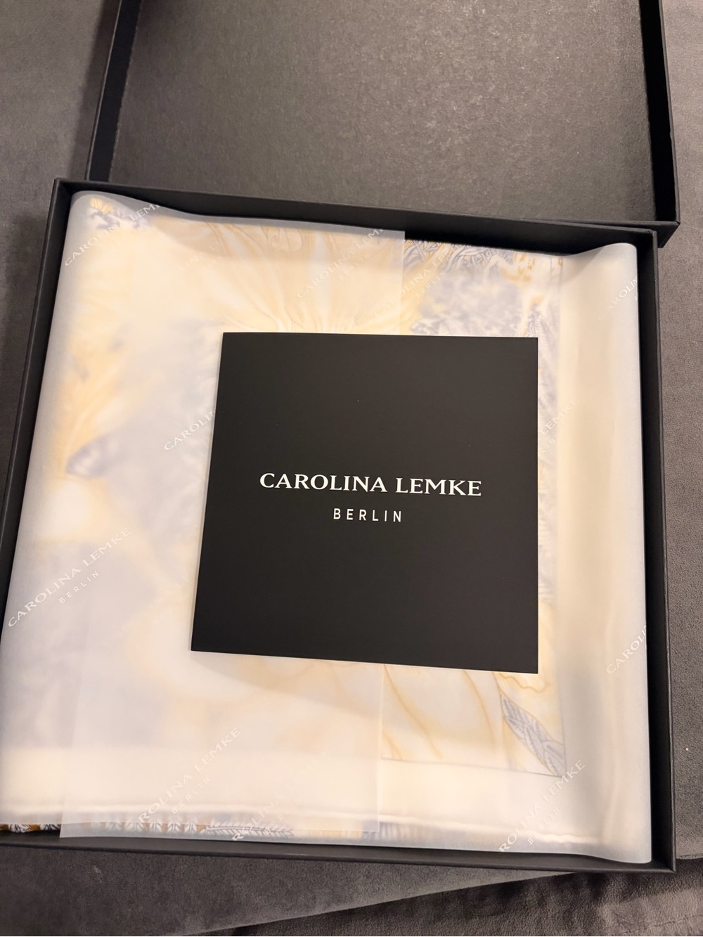 REAL MULBERRY SILK Gold & Gray Square Scarf - Picture 2 of 3